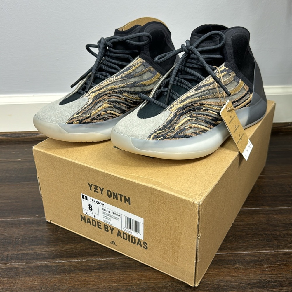 Adidas Yeezy Quantum 'Amber Tint' GX1331 Boost 380 V2 Black/gray Sneakers
